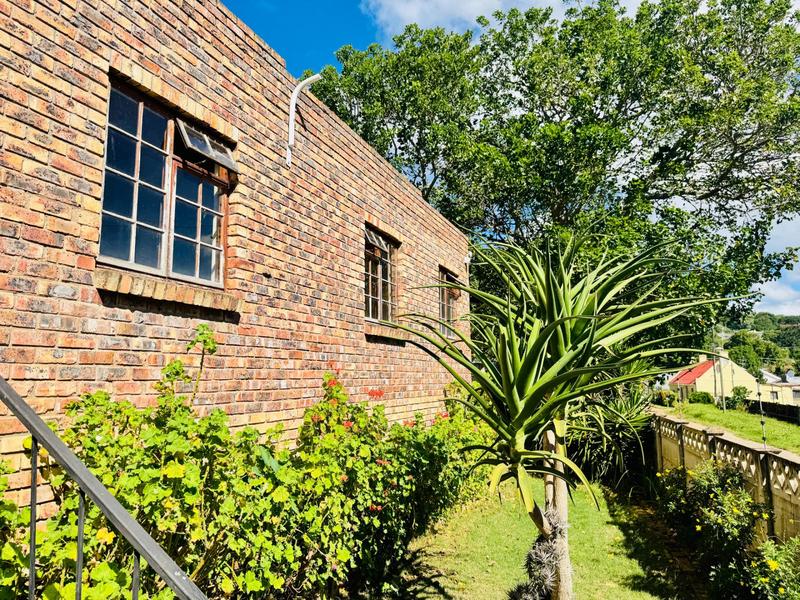 5 Bedroom Property for Sale in Grahamstown Eastern Cape